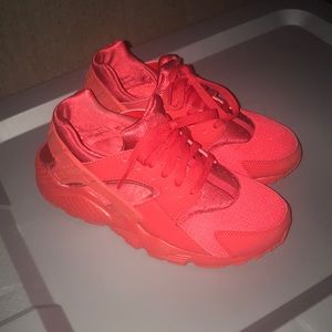 Sneakers (firm on price) Had sneakers on twice